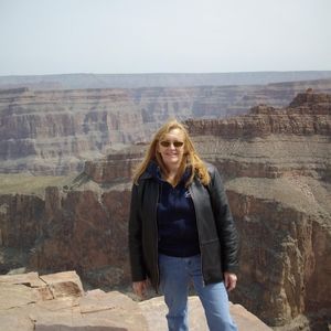 Meet your Posher, Candice